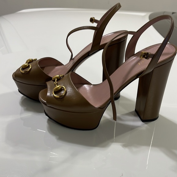 COPY - ✨Authentic Gucci Heeled Sandals - Picture 2 of 6